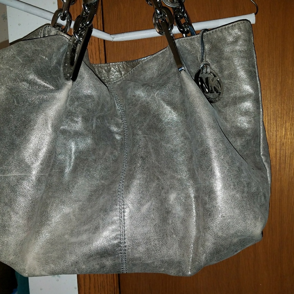Michael Kors purse - Picture 4 of 5